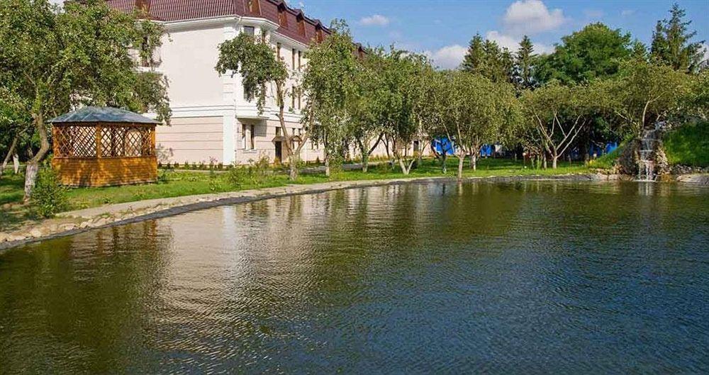 Ligena Hotel Boryspilʼ Exterior foto