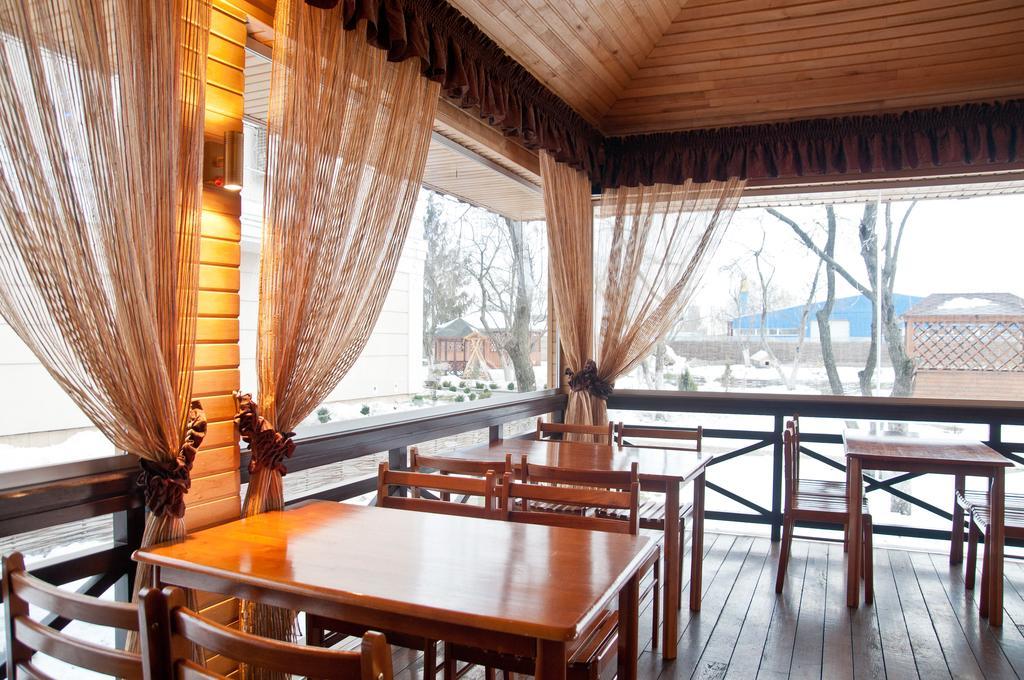 Ligena Hotel Boryspilʼ Exterior foto